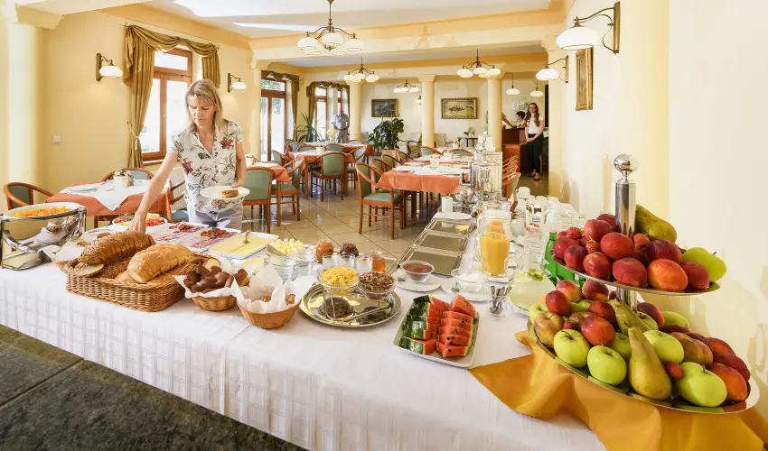 Ametiszt Hotel Harkny