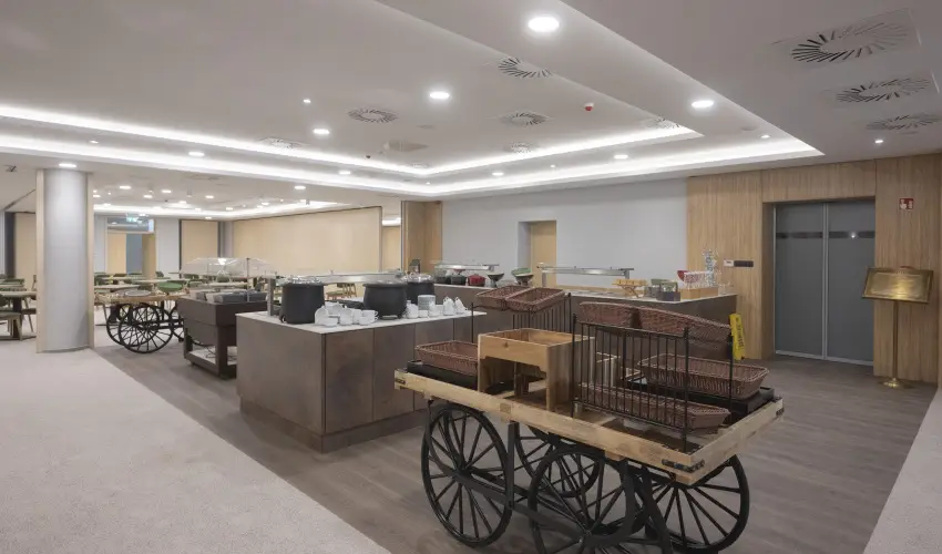 AquaMed Hotel Harkny Harkny