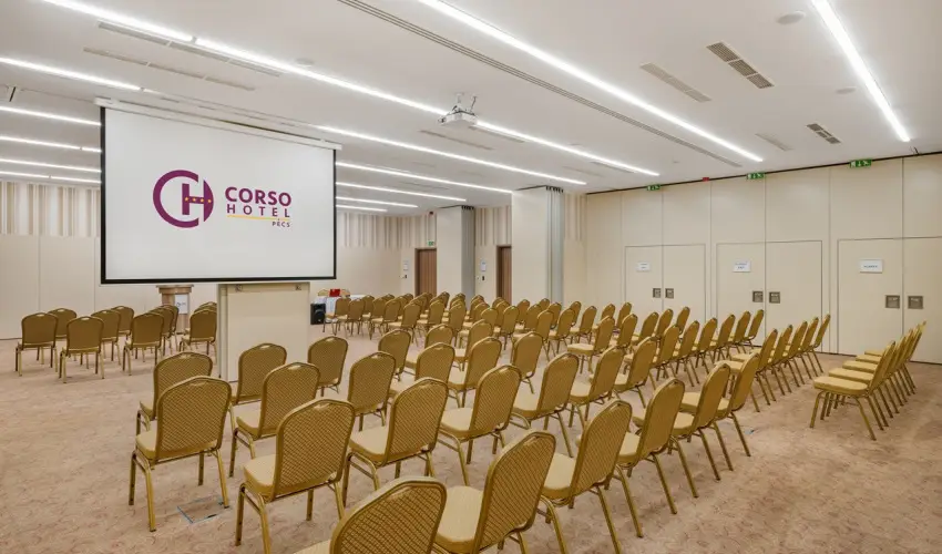 Corso Hotel Pécs Pécs