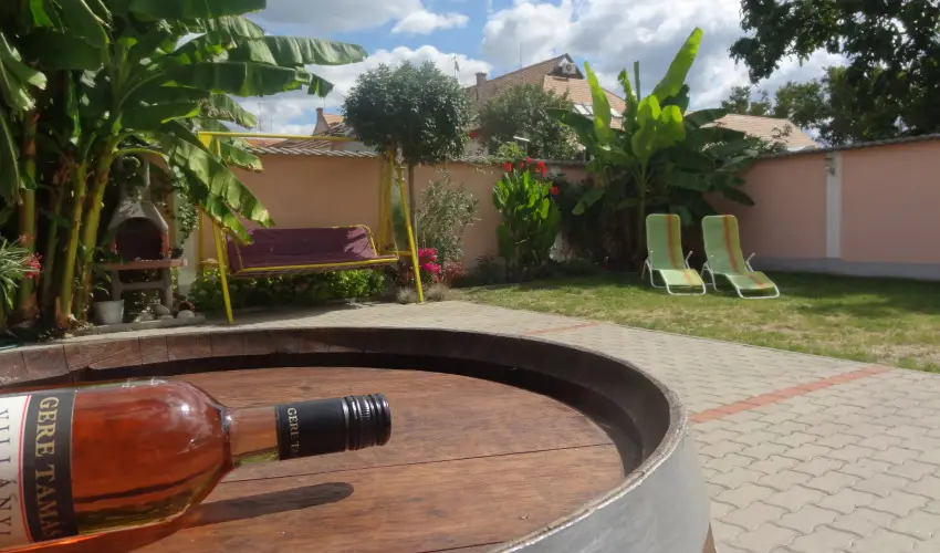 Gere Apartmanhz Harkny