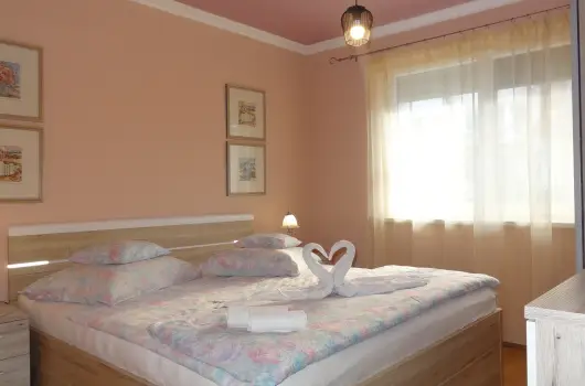 Gere Apartmanhz, Harkny, Pcs - 19 km