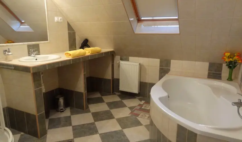 Gere Luxus Apartman Harkny