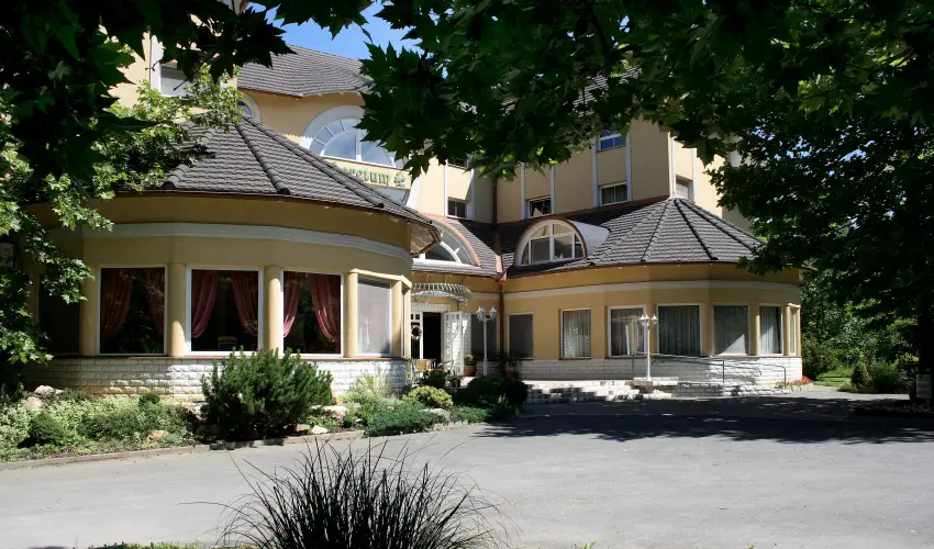 Hotel Arbortum Harkny