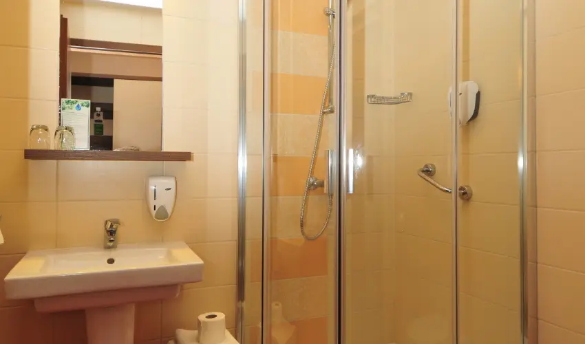 Hotel Eurpa Gunaras Dombvr