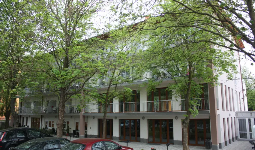 Hotel Eurpa Gunaras Dombvr