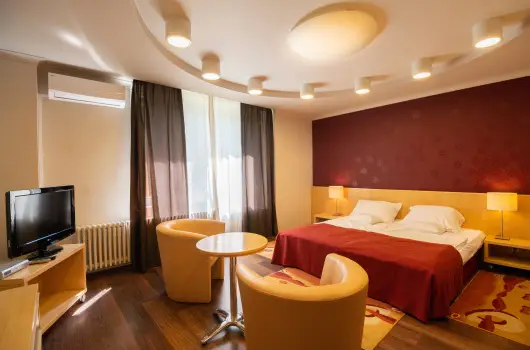 Laterum Hotel, P�cs