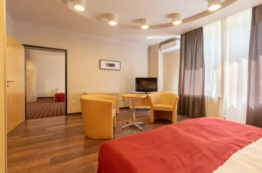 Laterum Hotel, P�cs