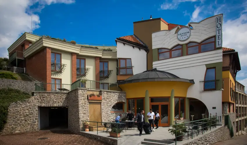 Sndor Hotel Pcs