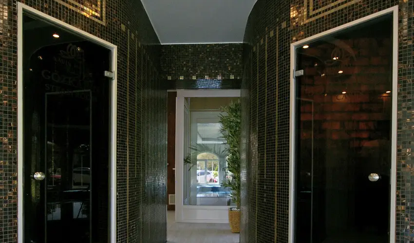 Hotel Xavin Hark�ny