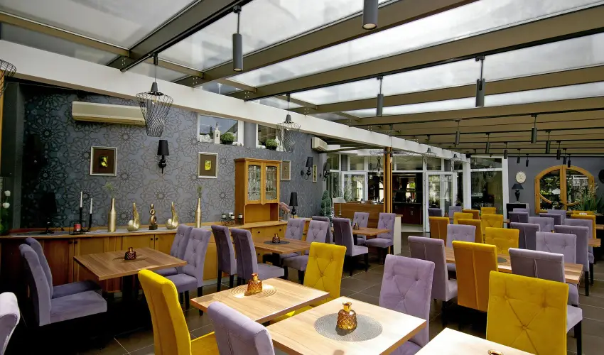 Hotel Xavin Hark�ny