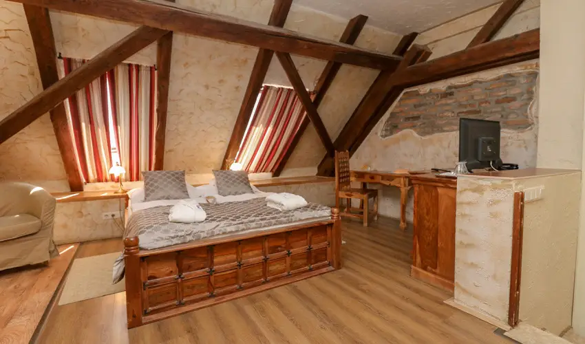 Puchner Kast�lysz�ll� Bikal