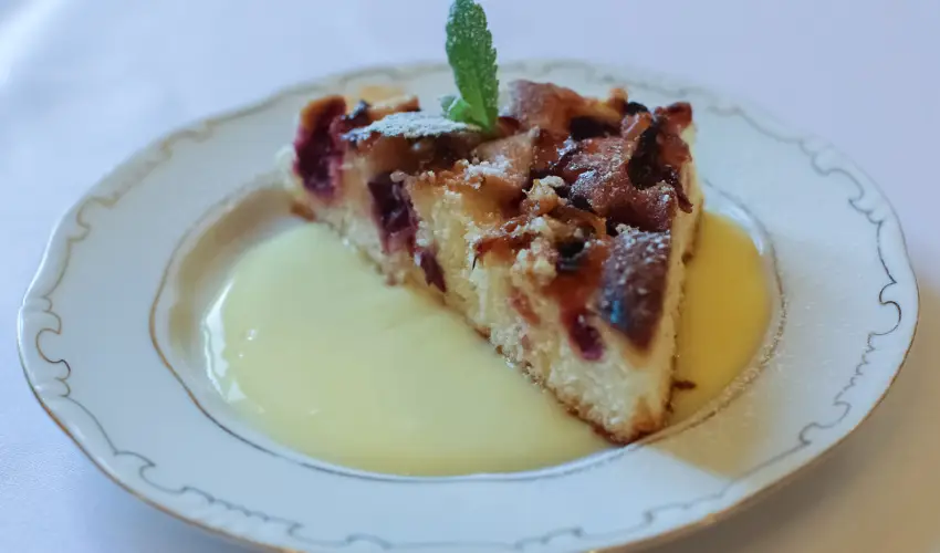 Sasrti Vadszkastly Almamellk