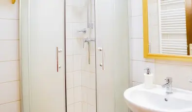 Sasrti Vadszkastly Almamellk