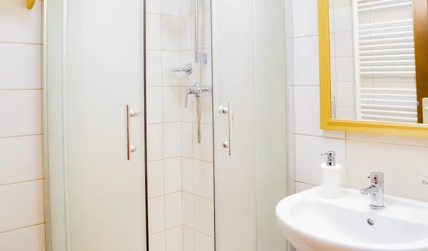 Sasrti Vadszkastly Almamellk